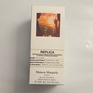 Maison Martin Margiela Replica Eau de Toilette in Cream Box